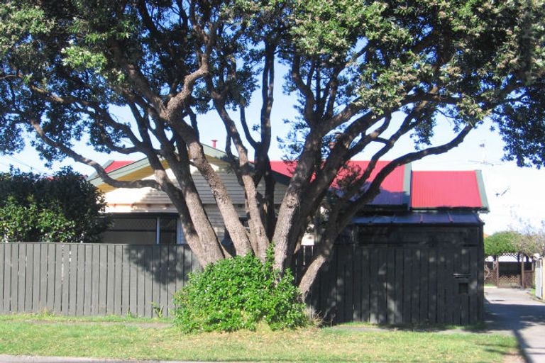 Photo of property in 22 Beaumont Avenue, Alicetown, Lower Hutt, 5010