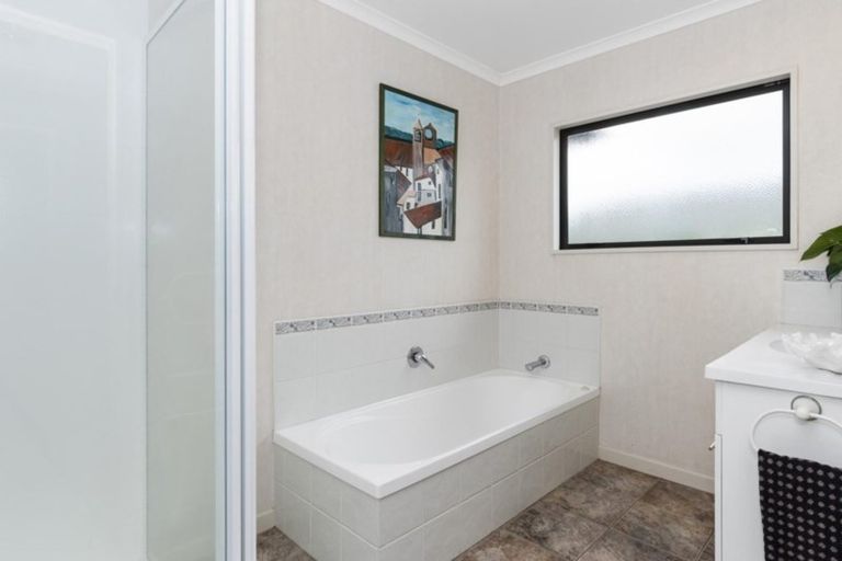 Photo of property in 3 Brackenburn Drive, Ohauiti, Tauranga, 3112