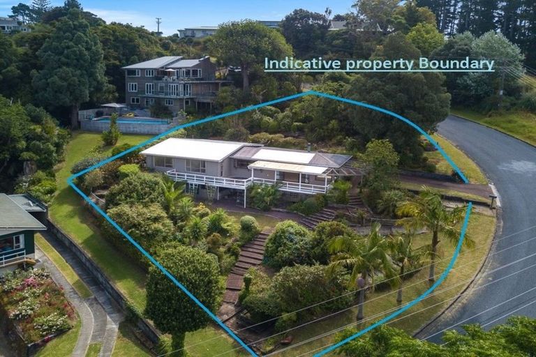 Photo of property in 10 Martin Road, Matakana, Warkworth, 0985