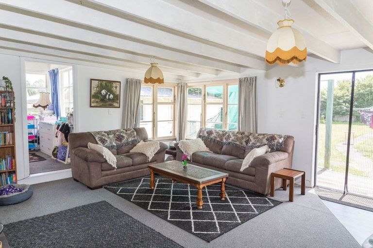 Photo of property in 4 Victor Street, Dannevirke, 4930