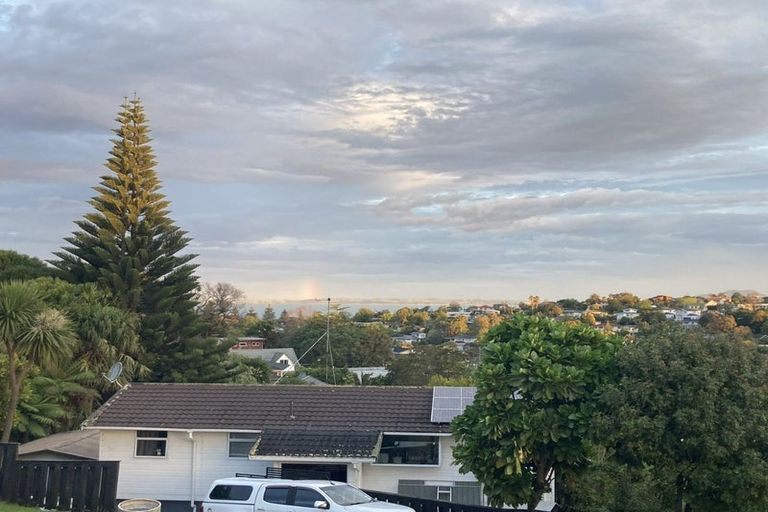 Photo of property in 28a Longburn Road, Henderson, Auckland, 0610