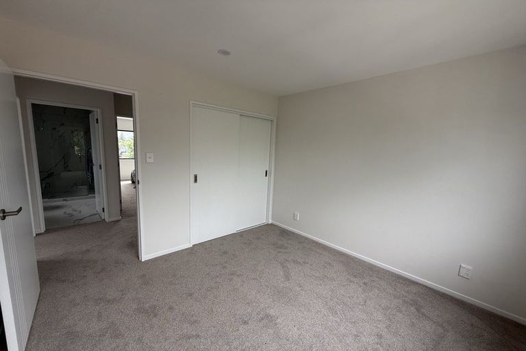Photo of property in 13d John Walker Drive, Manurewa, Auckland, 2102