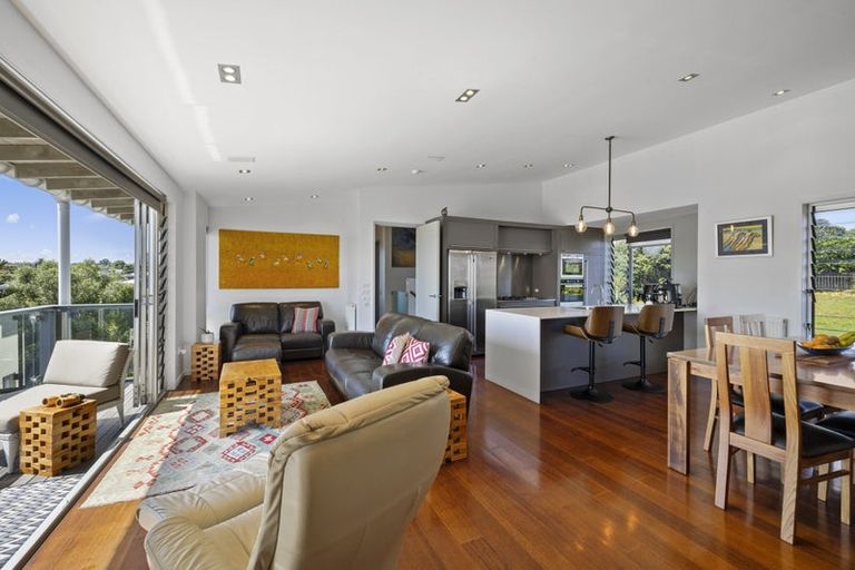 Photo of property in 90b Buller Street, New Plymouth, 4312