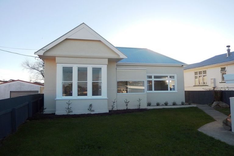 Photo of property in 16 Tweed Street, South Hill, Oamaru, 9400
