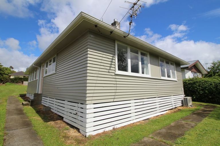 Photo of property in 30 Bellingham Crescent, Fordlands, Rotorua, 3015
