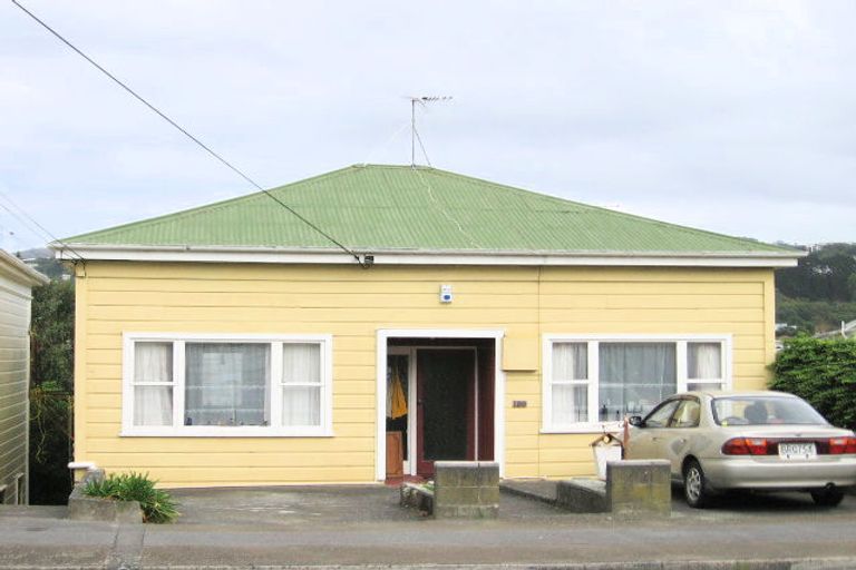 Photo of property in 120 Owen Street, Newtown, Wellington, 6021