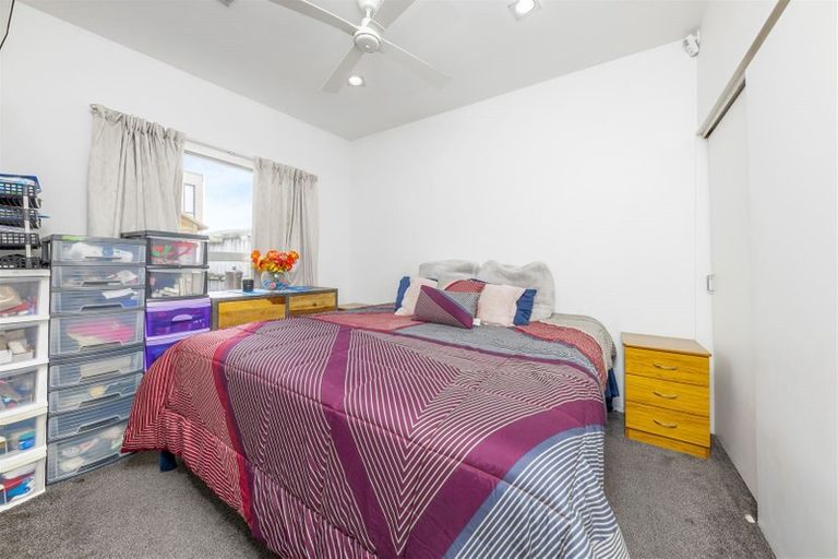 Photo of property in 6/33 Kenderdine Road, Papatoetoe, Auckland, 2025