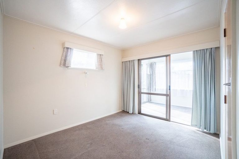 Photo of property in 15 Kiwi Court, Roslyn, Palmerston North, 4414