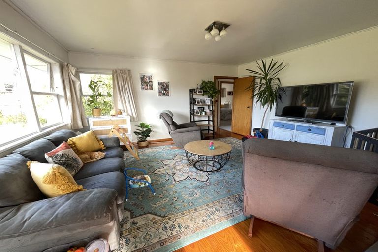 Photo of property in 36 Trinidad Road, Sunnynook, Auckland, 0620