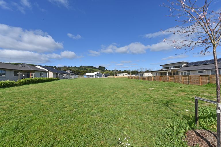 Photo of property in 19 Awanui Crescent, Matakana, Warkworth, 0985