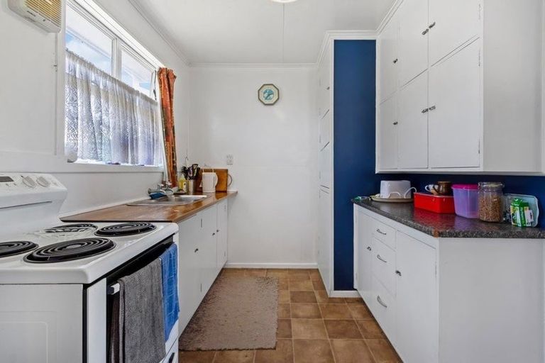 Photo of property in 63 Thatcher Street, Castlecliff, Whanganui, 4501