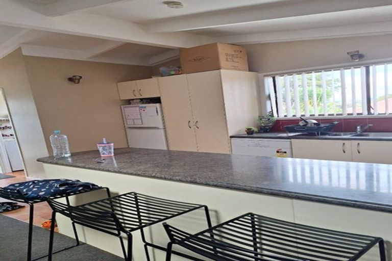 Photo of property in 45 Brian Crescent, Stanmore Bay, Whangaparaoa, 0932