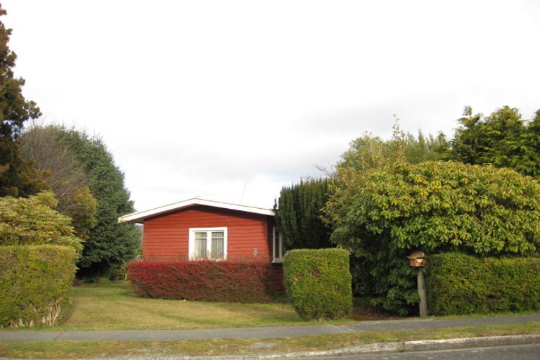 Photo of property in 8 Moana Crescent, Te Anau, 9600