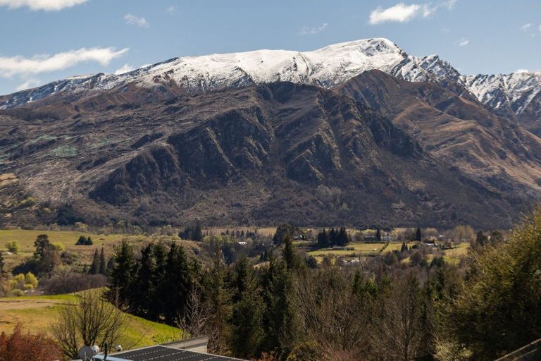 Photo of property in 38 Wilding Road, Lake Hayes, Queenstown, 9371