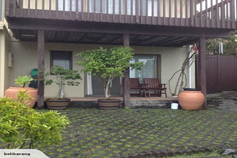 Photo of property in 13 Robin Lane, Browns Bay, Auckland, 0630