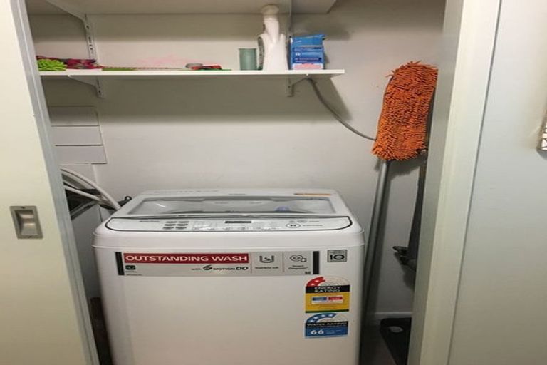 Photo of property in 9 Herald Terrace, Berhampore, Wellington, 6023