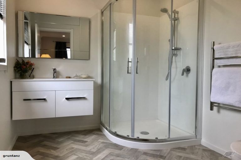 Photo of property in 39a Hetley Crescent, Taradale, Napier, 4112