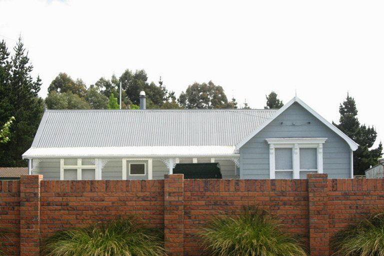 Photo of property in 15 Kings Avenue, Waikuku Beach, 7402