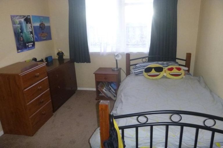 Photo of property in 8 Kiwi Street, Heretaunga, Upper Hutt, 5018