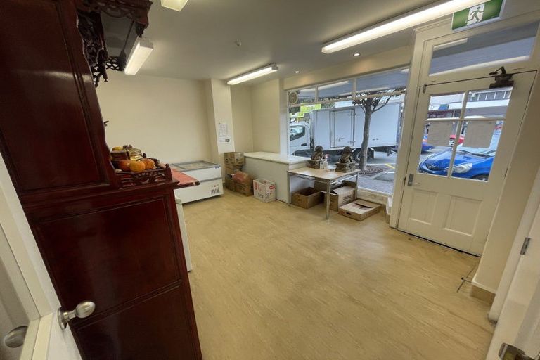 Photo of property in 166-170 Jackson Street, Petone, Lower Hutt, 5012