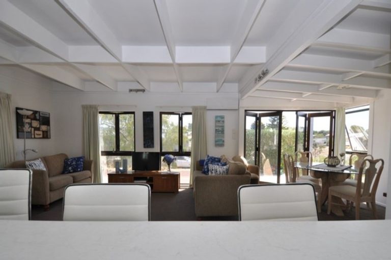 Photo of property in 25 Jubilee Drive, Pauanui, Hikuai, 3579