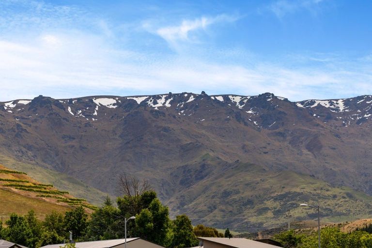 Photo of property in 10a Foster Place, Mount Pisa, Cromwell, 9383