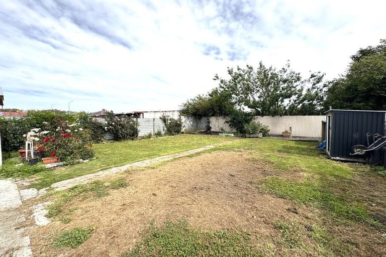 Photo of property in 44 Lanark Street, Balclutha, 9230