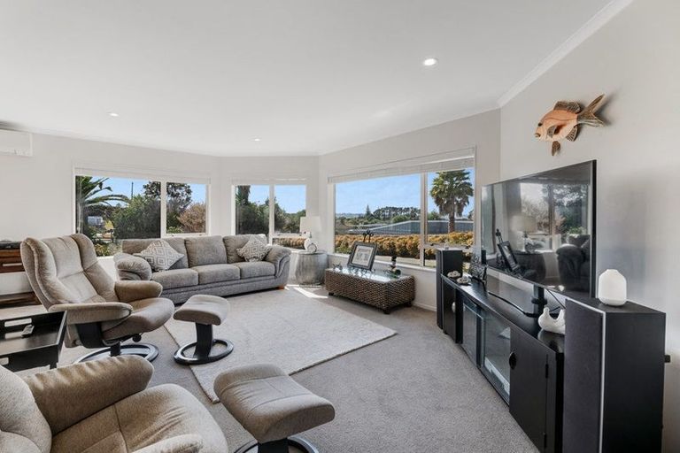 Photo of property in 7 Omana Avenue, Shelly Beach, Helensville, 0874