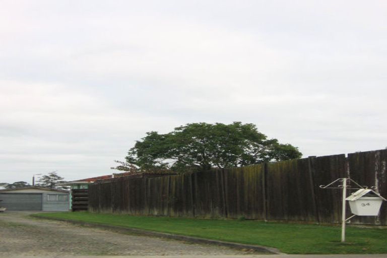 Photo of property in 34 Amberley Avenue, Westbrook, Palmerston North, 4412