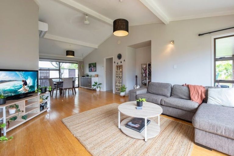 Photo of property in 3 Waimauku Station Road, Waimauku, 0812