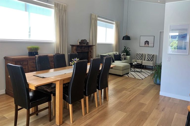 Photo of property in 1/9 Broderick Road, Johnsonville, Wellington, 6037