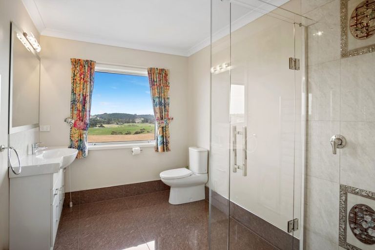 Photo of property in 2217b South Head Road, South Head, Helensville, 0874