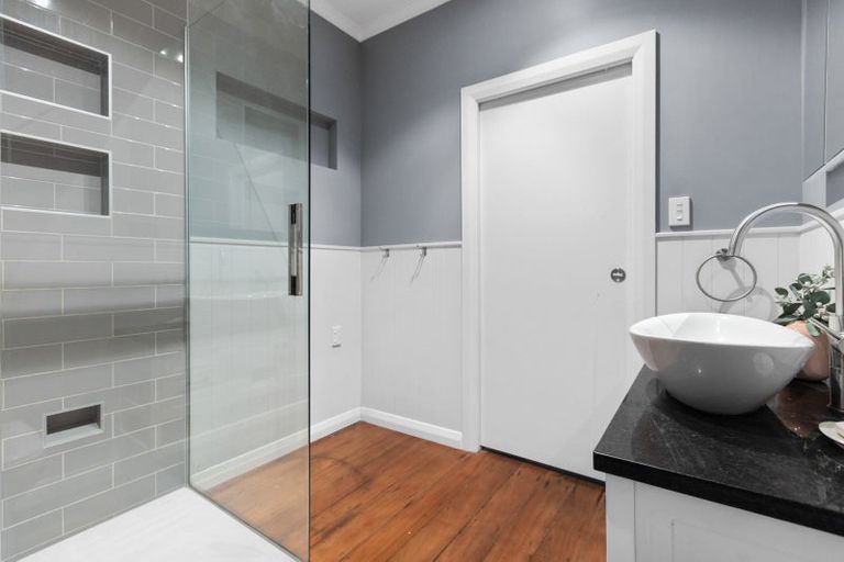 Photo of property in 28 Nelson Crescent, Napier South, Napier, 4110