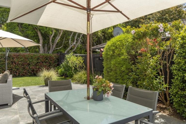 Photo of property in 15 Hansard Place, Bethlehem, Tauranga, 3110