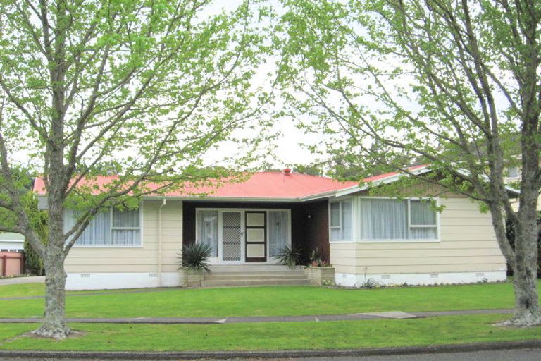 Photo of property in 18 Seddon Crescent, Whataupoko, Gisborne, 4010