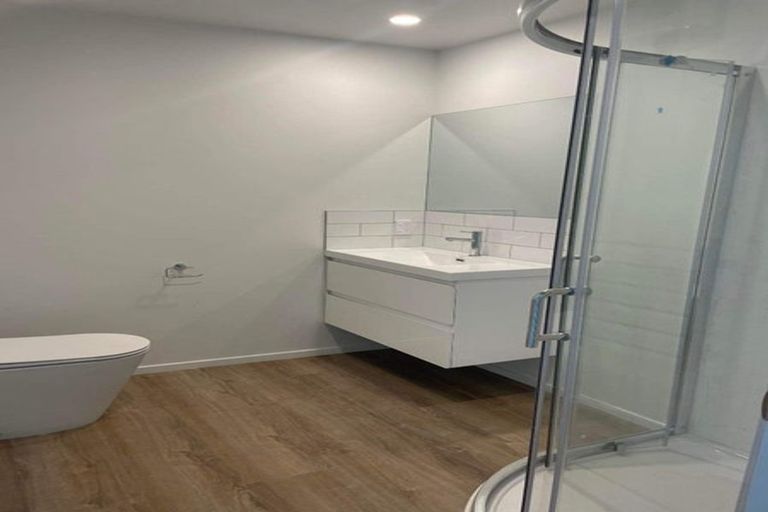 Photo of property in 2/7 Hume Street, Sydenham, Christchurch, 8023