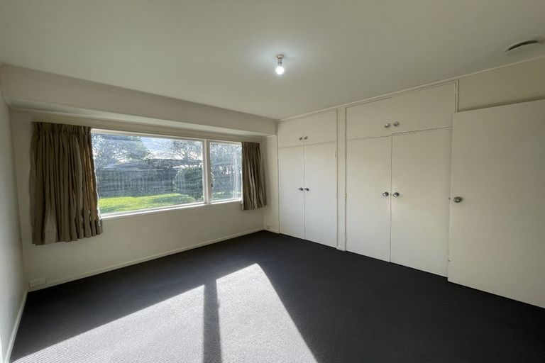 Photo of property in 43 Meadway, Sunnyhills, Auckland, 2010