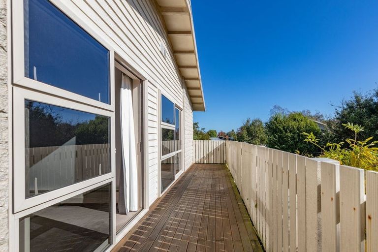 Photo of property in 14 Banks Place, Rangiora, 7400