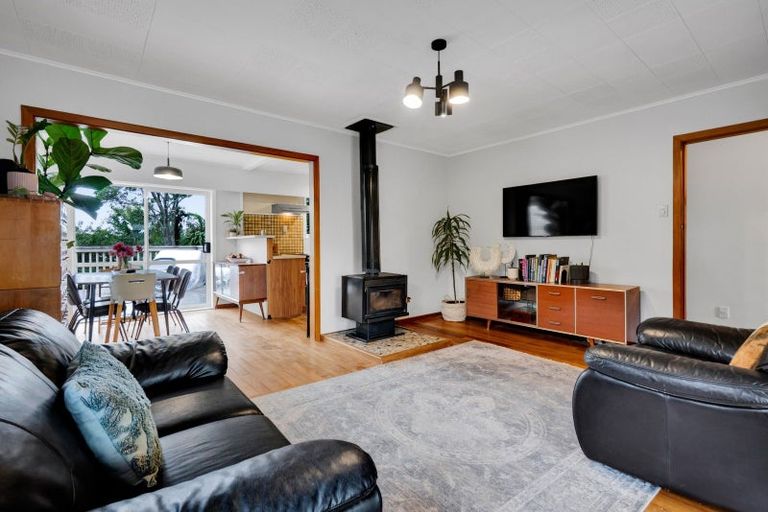 Photo of property in 17d Manu Crescent, Upper Vogeltown, New Plymouth, 4310