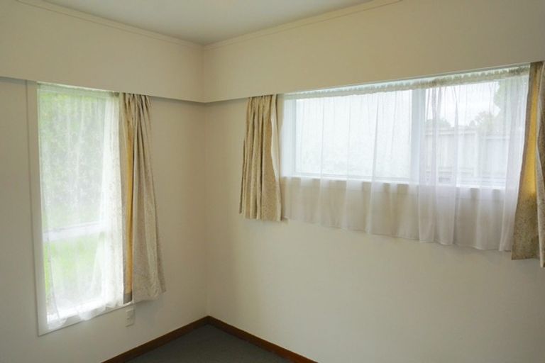 Photo of property in 2/268 Pakuranga Road, Pakuranga Heights, Auckland, 2010