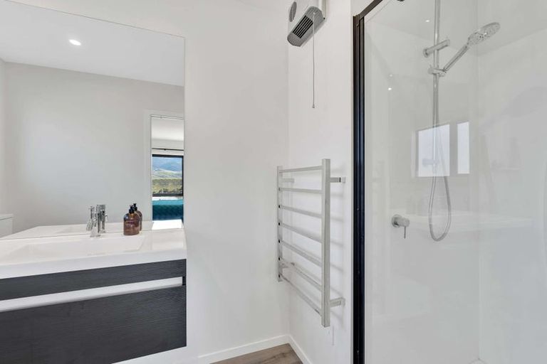 Photo of property in 15 Arion Court, Mount Pisa, Cromwell, 9383