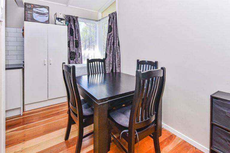 Photo of property in 14 Astor Place, Manurewa, Auckland, 2102
