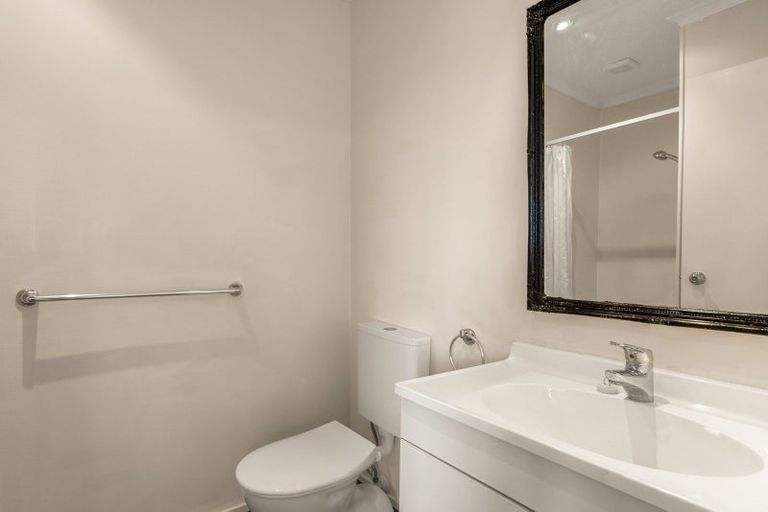 Photo of property in 6 Blampied Place, Nelson South, Nelson, 7010