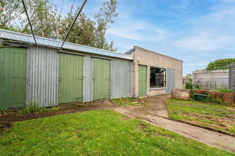 Photo of property in 1 Campbell Street, Geraldine, 7930