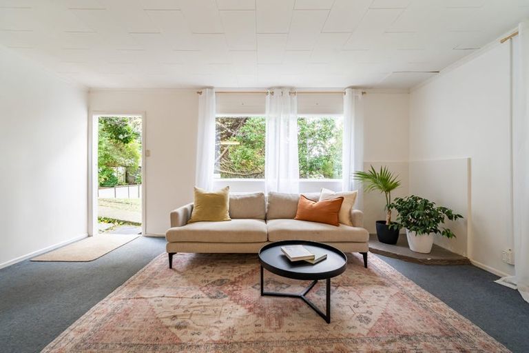 Photo of property in 120 Hine Road, Wainuiomata, Lower Hutt, 5014