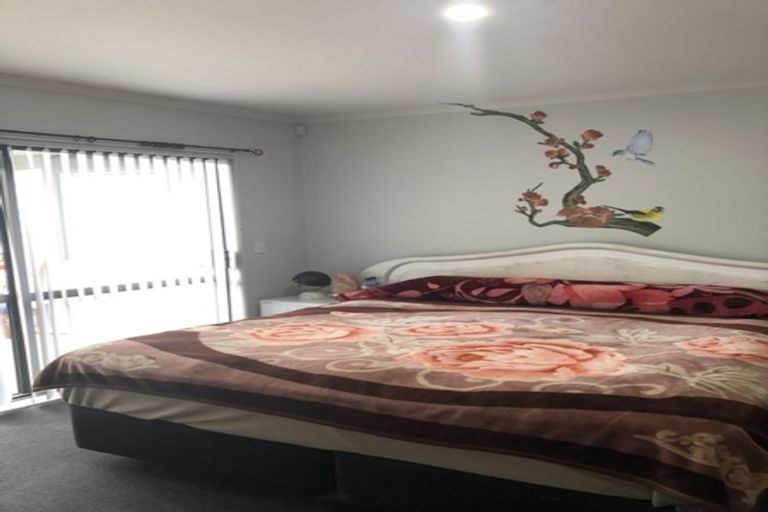 Photo of property in 33 Sun Valley Grove, Wainuiomata, Lower Hutt, 5014