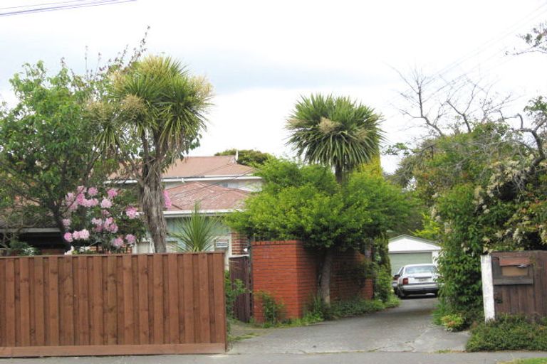 Photo of property in 2/236 Grahams Road, Burnside, Christchurch, 8053