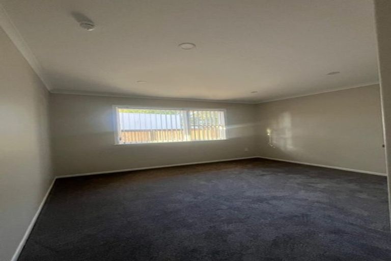Photo of property in 1/37 Buckingham Crescent, Manukau, Auckland, 2025