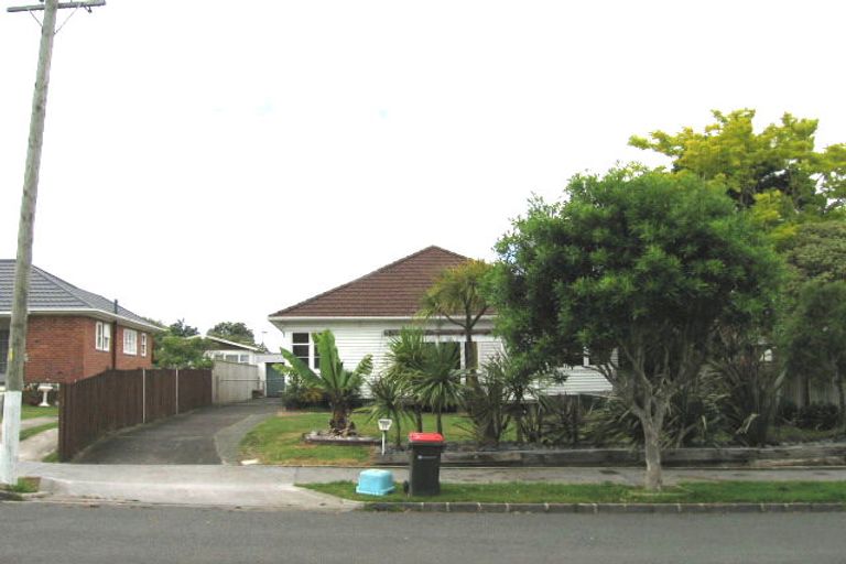 Photo of property in 26 Humariri Street, Point Chevalier, Auckland, 1022