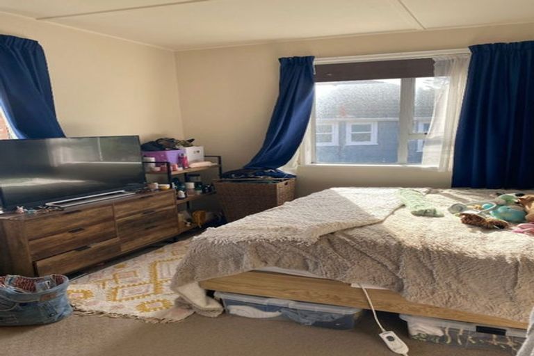 Photo of property in 23 Stephen Street, Johnsonville, Wellington, 6037